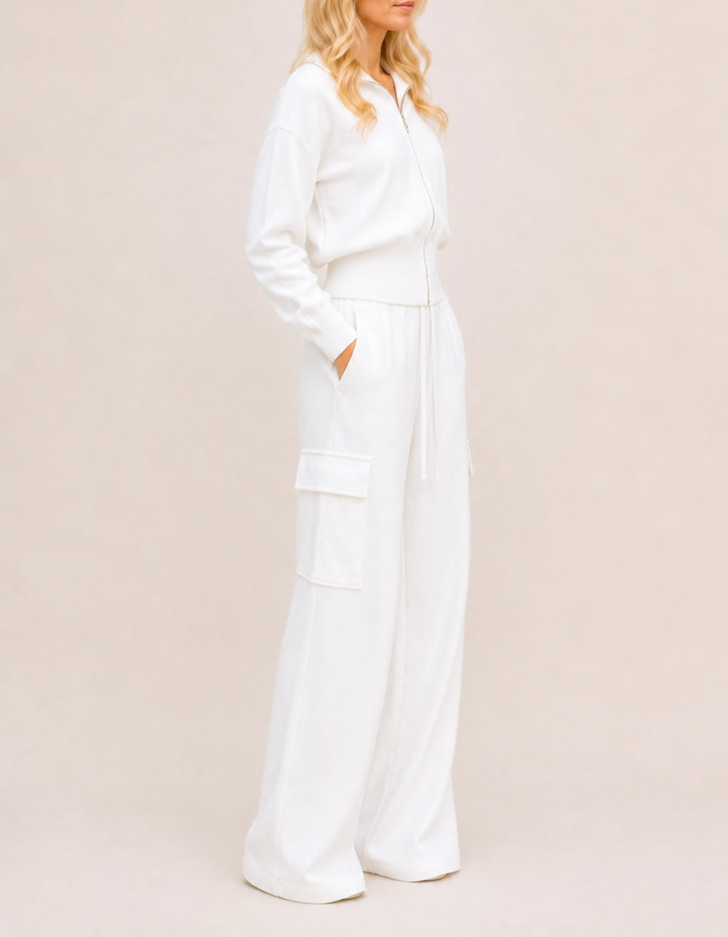 The Essential Set – White