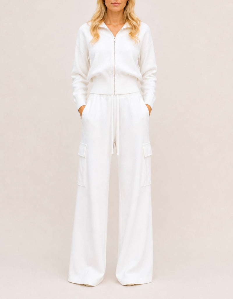 The Essential Set – White